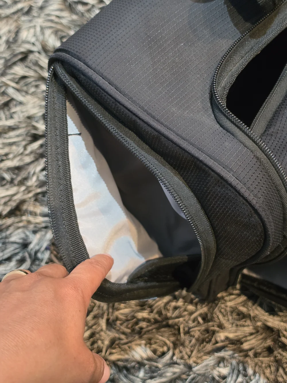 Black Rolling Travel Tote with Telescopic Handle